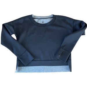 Victoria’s Secret‎ Reversible Cropped workout Sweatshirt - Gray/ black Size Med